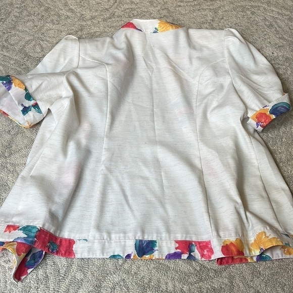 Vintage Floral Print Skirt Suit - Picture 4 of 7